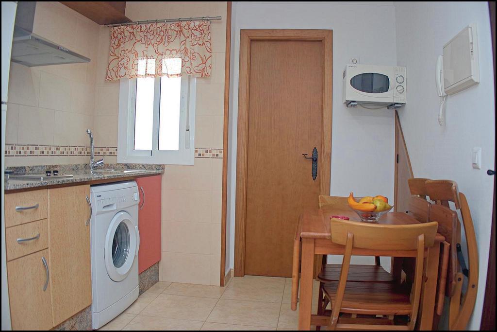 Apartamento Centro De Conil Conil De La Frontera Bagian luar foto